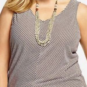 Talbots Tops - NWT Talbots V-STRIPE TANK TOP, Plus Size Petite L Talbots Tops - NWT Talbots V-STRIPE TANK TOP, Plus Size Petite L
